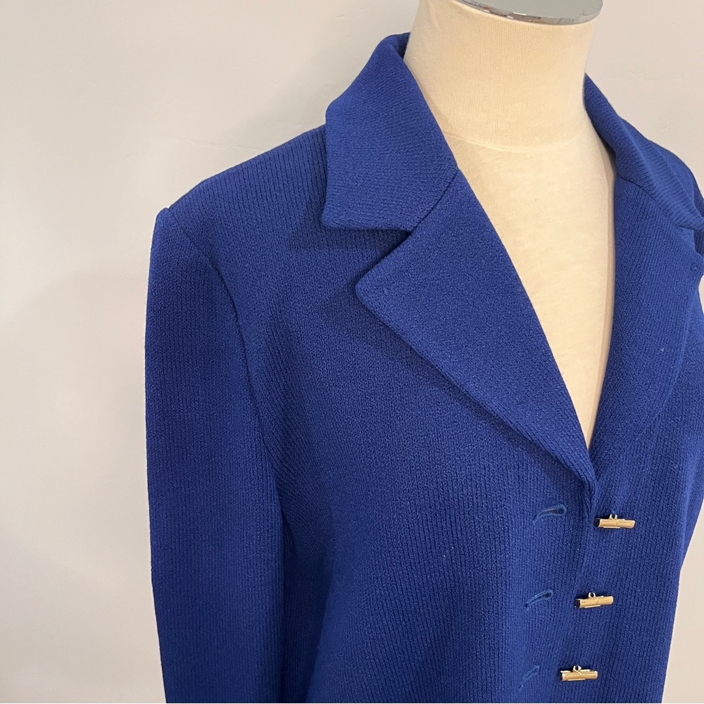 St. John’s Knit by Marie Grey. NWOT royal blue brass buttons blazer cardigan